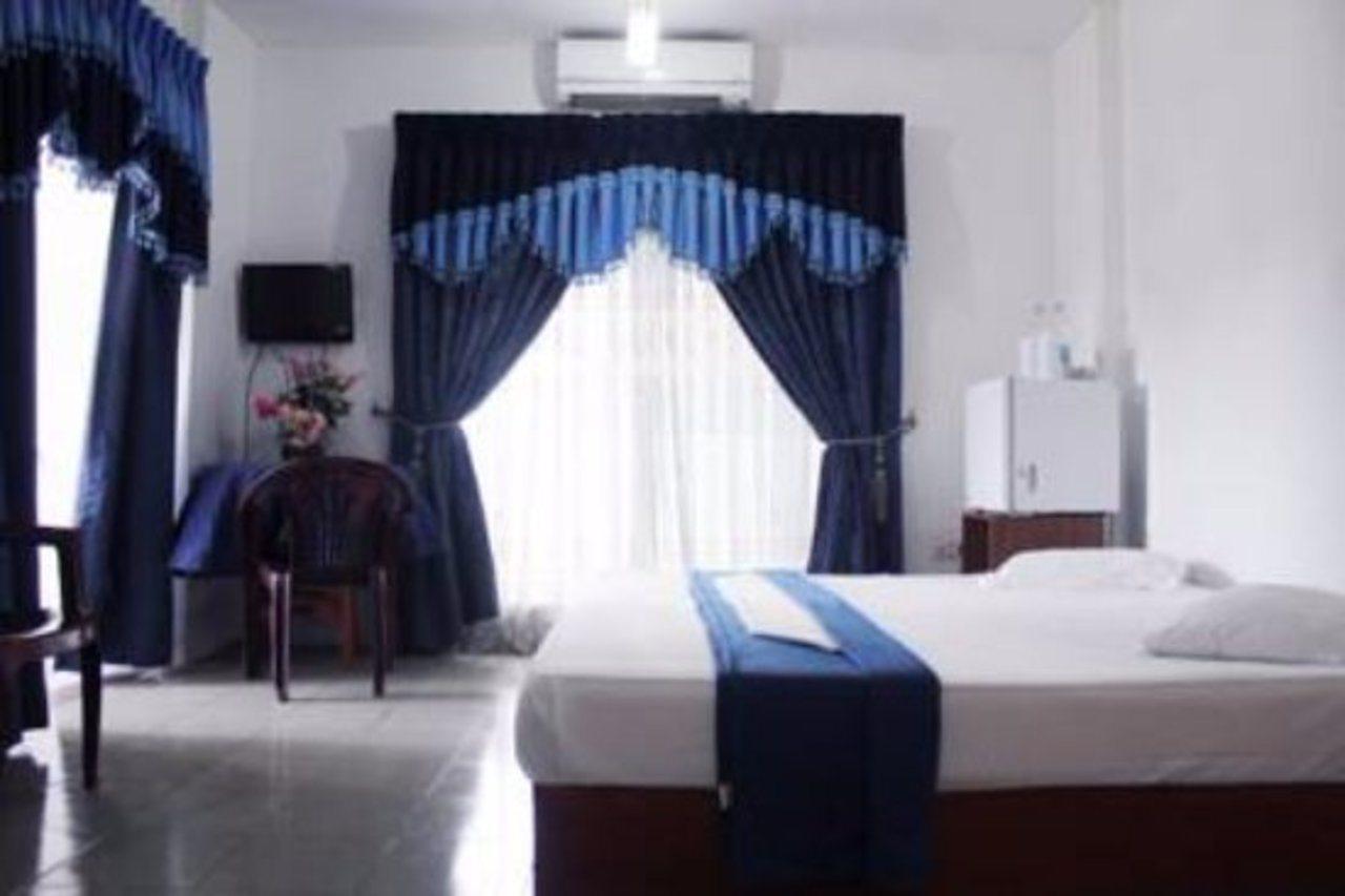 Oyo 318 Pillaiyar Inn Jaffna Exterior photo