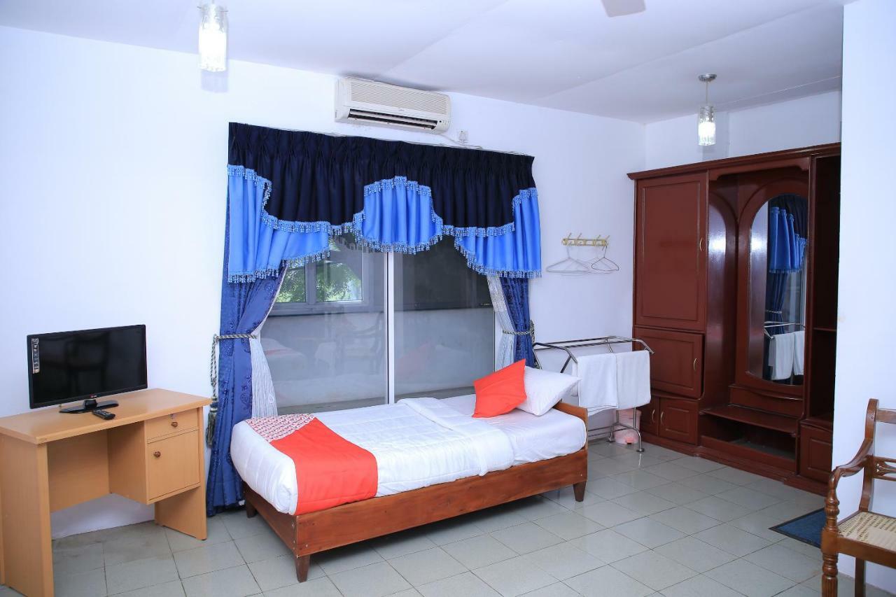 Oyo 318 Pillaiyar Inn Jaffna Exterior photo